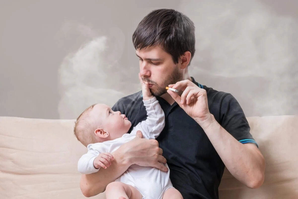 Father's Nicotine Habit May Increase Kids' Diabetes Risk