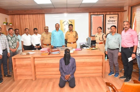 Husband Arrested for Pushing Wife in Front of Train in Mumbai