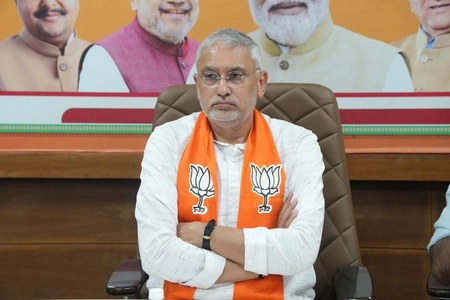 Gujarat BJP Forms Core Panel, Accelerates Local Election Prep