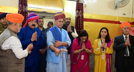 Lieutenant Governor Manoj Sinha Attends Raghunath Temple Aarti