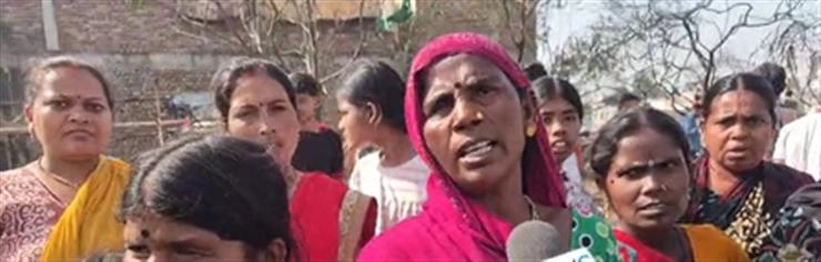 Fire Destroys Nearly 400 Slums Near Matiala Fish Market, Delhi
