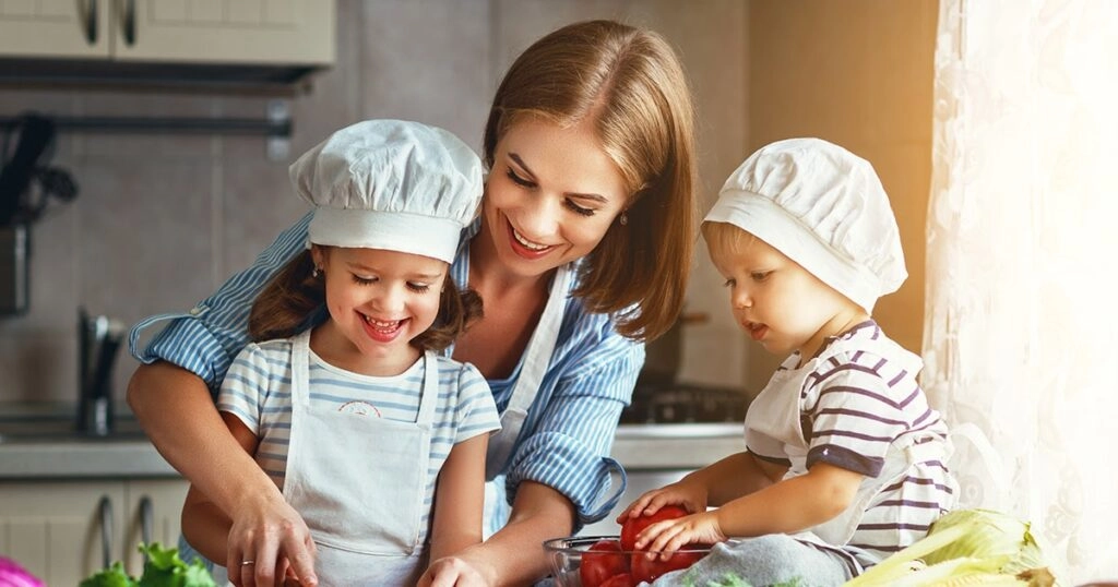 5 Essential Foods for Children's Strength and Sharp Minds