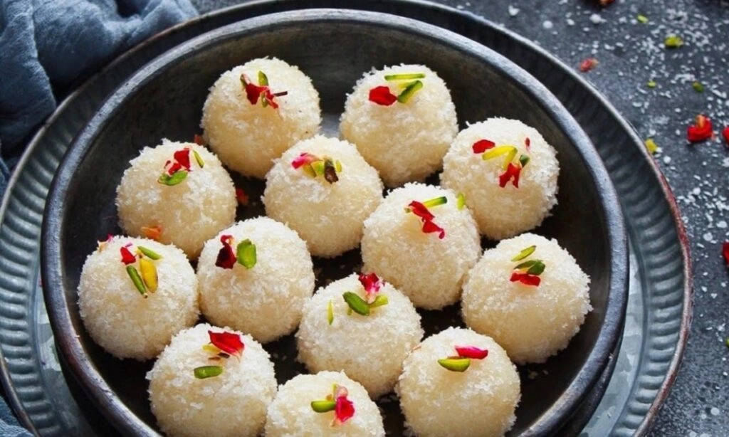 Coconut Laddu Recipe: Soft and Melt-in-the-Mouth Treats