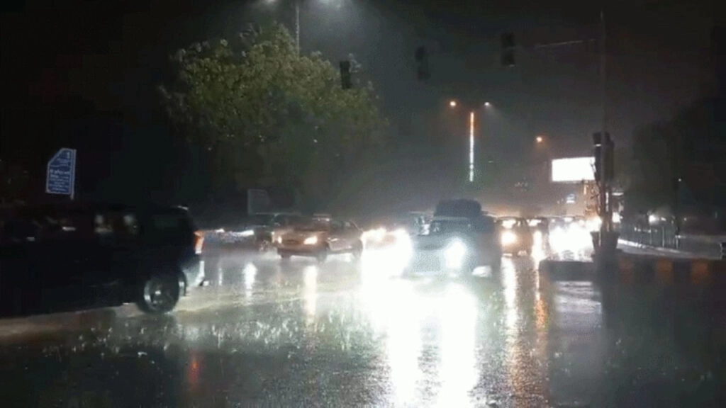 Delhi-NCR Faces U-Turn in Weather: Storm and Rain Arrive