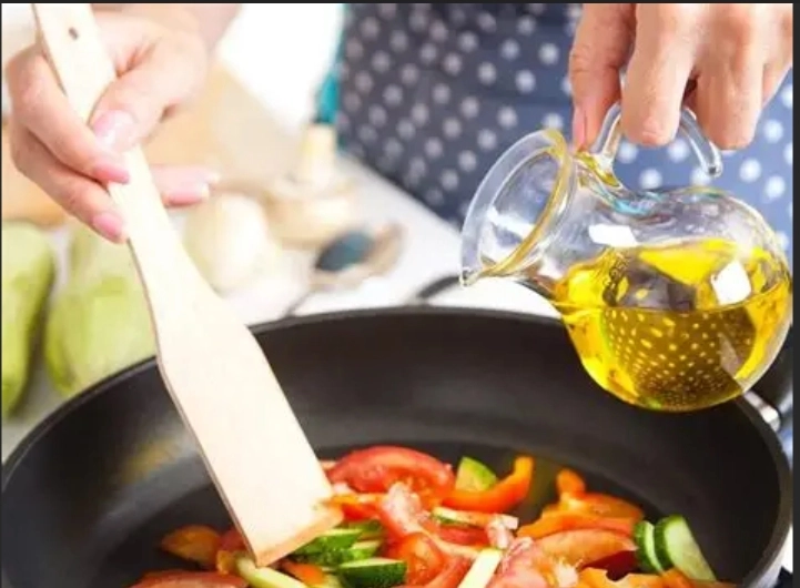 Healthiest Cooking Oils: Key Considerations Before Buying