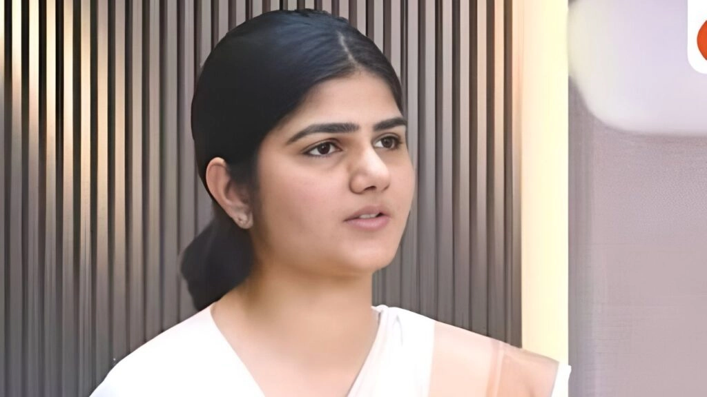 Meet Surbhi Yadav: UPSC 2025 AIR 14 Rank Success Story