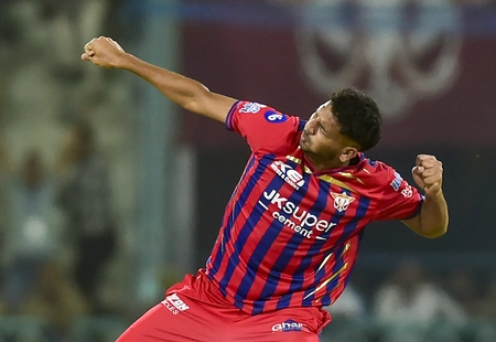 IPL 2026: Mohsin Khan's Remarkable Feat, Tops the Charts