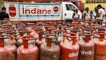 Center Doubles LPG Cylinder Supply for Migrant Workers