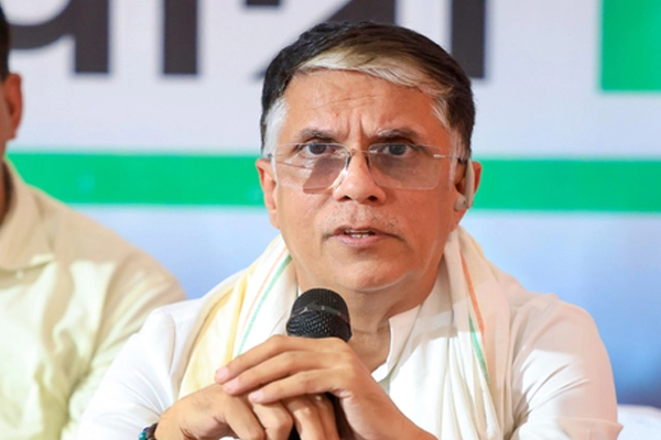 Assam Police Raids Congress Leader Pawan Kheda's Home
