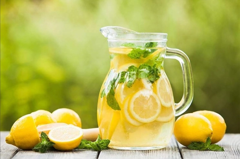 Morning Juice to Detox and Aid Weight Loss