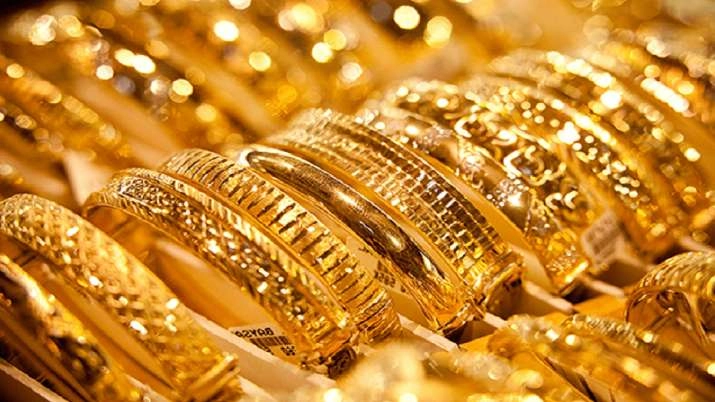 Gold and Silver Prices Plummet Amid Global Uncertainty, Investors Cheer
