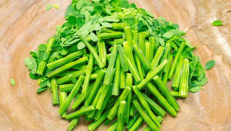 Moringa: A Summer Superfood for Digestion and Immunity Boost