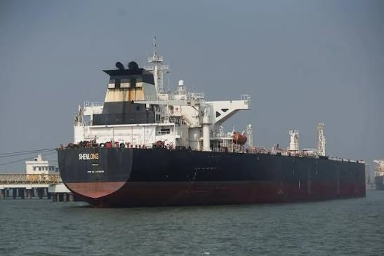 Iran Fires on Indian Oil Tankers Near Strait of Hormuz, New Delhi Reacts