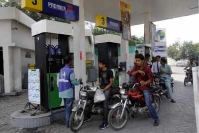 Fuel Price Surge in Pakistan Due to Mismanagement, Not External Crisis