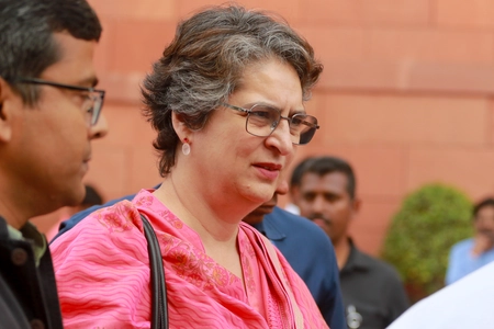 नफरत और हिंसा नहीं, साहस की होती है जीत: प्रियंका गांधी