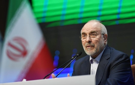 Iran Calls Trump's Claims False, Warns of Hormuz Closure