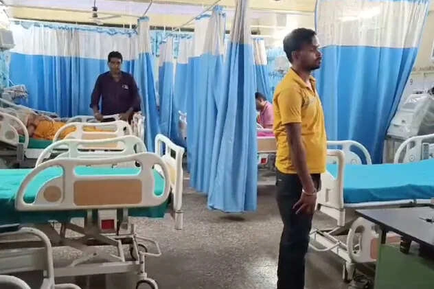 Controversy at Alwar Hospital: Nurse Accused of Misconduct