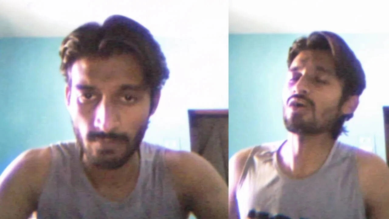 Viral Video on Social Media: 'Manwa Lage' Touches Hearts