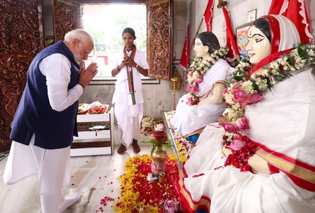 PM Modi Visits Matua Thakur Temple Amid Bengal Election Campaign