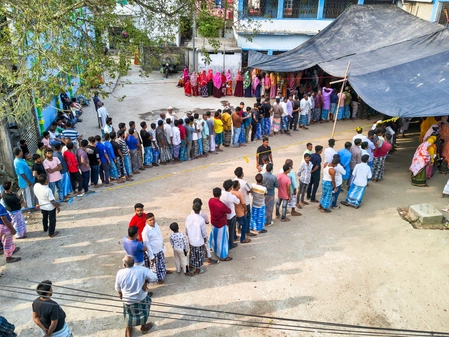 बंगाल चुनावों में भारी मतदान: ममता बनर्जी पर भाजपा सांसद की प्रतिक्रिया