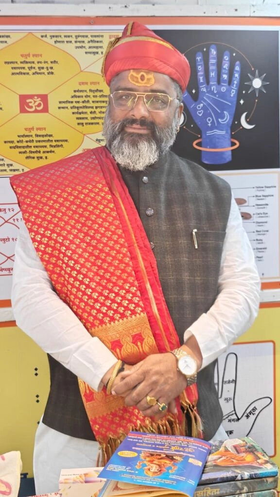 Pandit Sanjay Joshi Guruji: 30+ Years of Astrology & Vastu Guidance