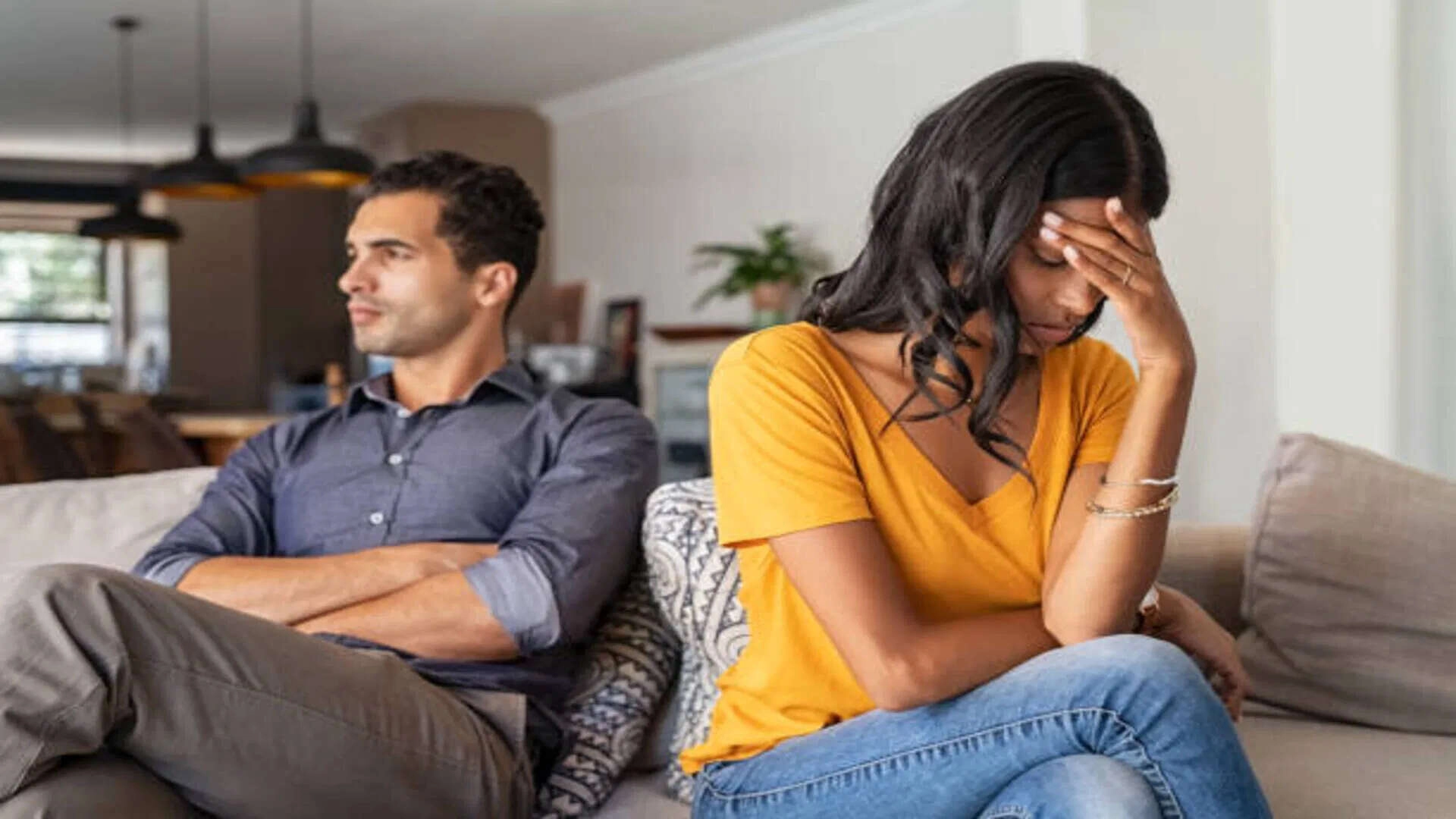 5 Partner Secrets You Should Never Share with Family