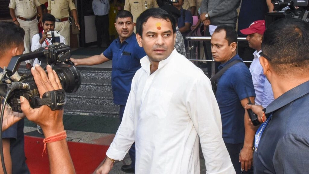 Tej Pratap: Vadra, not Rahul, can lead India alliance.