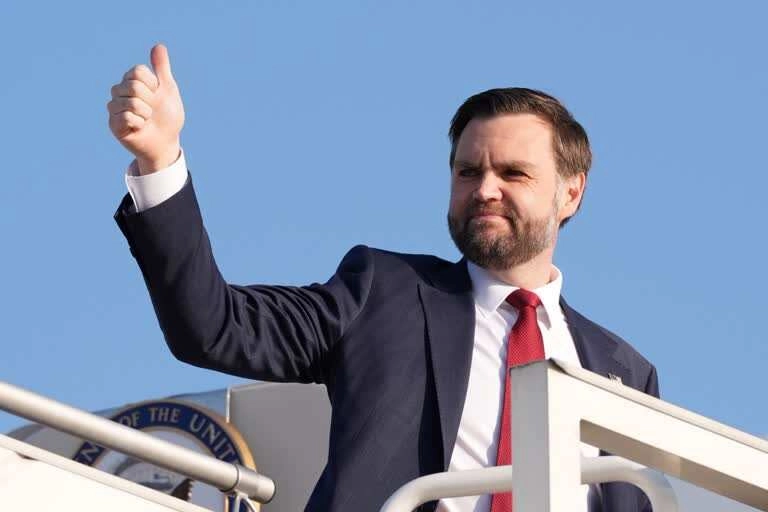 US VP Heads to Pakistan Amid Iran Talks and Ship Dispute