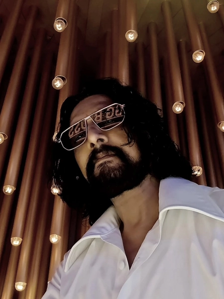 Kichcha Sudeep Joins 'Under 18', Based on True Events