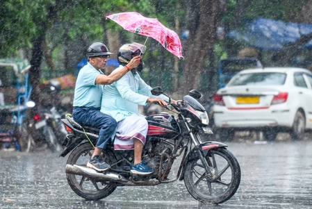Noida: Rain Today, Temperature to Exceed 40 in Two Days