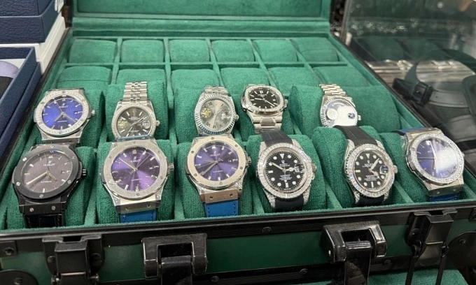 HCMC Couple Earns $170K from Gucci, LV, Dior Knock-offs Before Raid