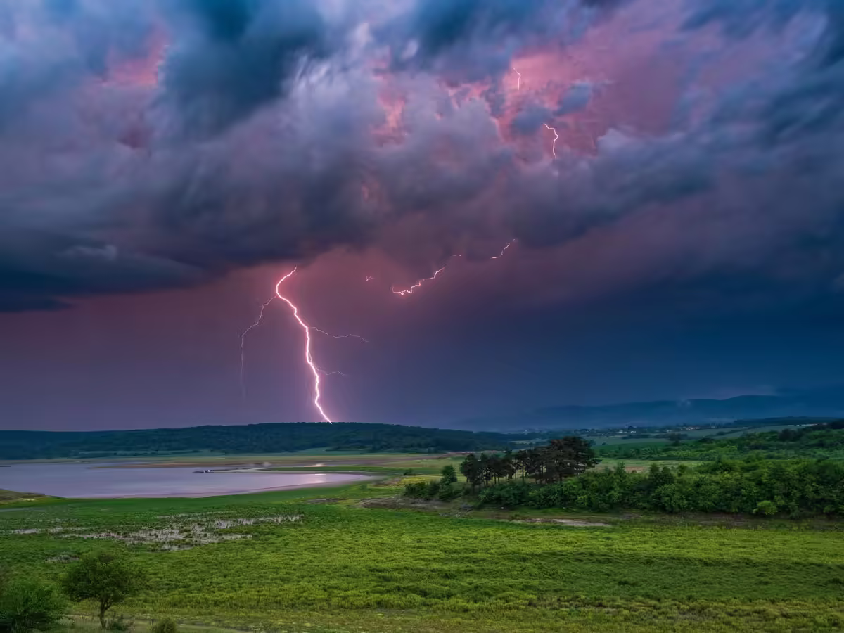 Bihar Weather Alert: Storms, Hail, and High Winds Warning