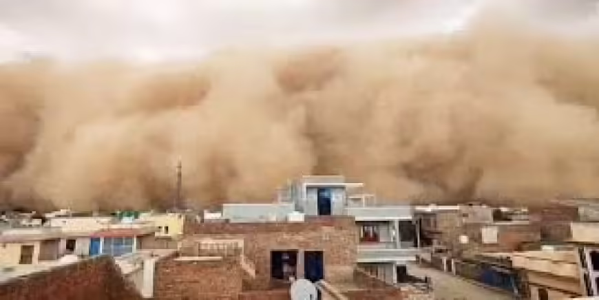 Viral Video: Dust Storm Creates 'Sand Wall' in Bikaner