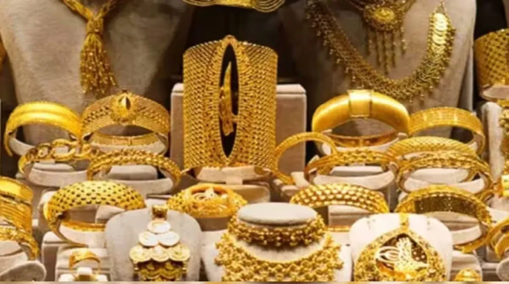 Tax Rules: Heavy Fines for Not Reporting Cash or Gold at Home