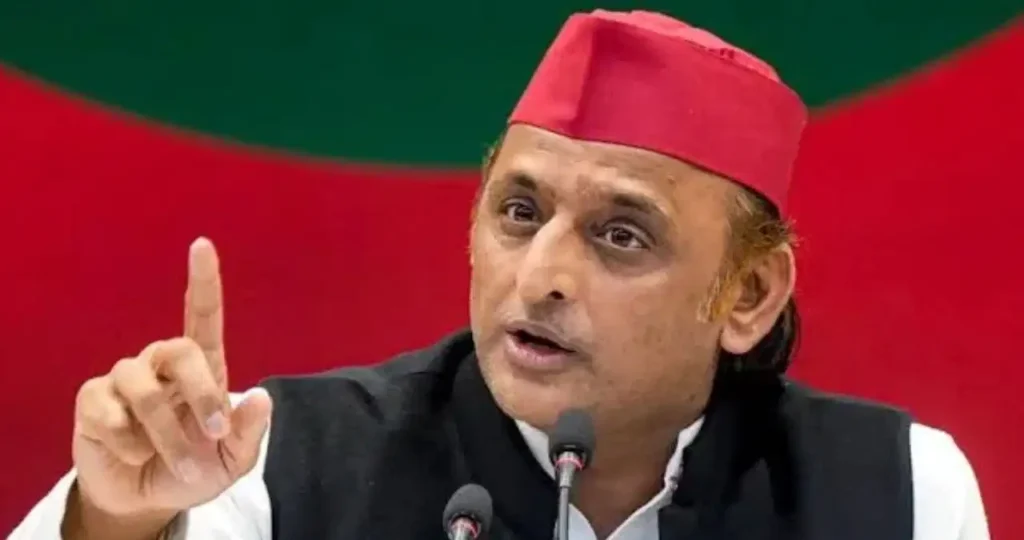 Akhilesh: BJP is Politicizing Educational Institutions at BHU