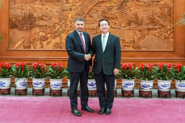 India's New China Ambassador Goes Viral with Mandarin Video