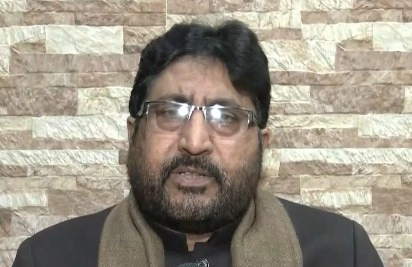 Political uproar over Allahabad HC's decision on open prayers