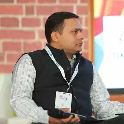 वंदे मातरम: भारत की विरासत, ओवैसी को मालवीय का जवाब
