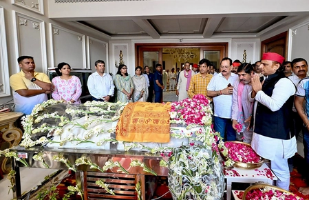Final Rites of Mulayam Singh Yadav's Son Prateek in Lucknow