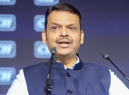 CM Fadnavis Praises Sharad Pawar, Targets Opposition Amid Modi's Praise