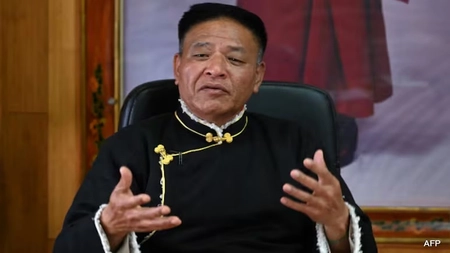 Tibetan Exile Leader Penpa Tsering Sworn in for Second Term