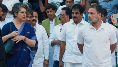 Suspense Grows in Kerala as Anti-High Command Posters Emerge