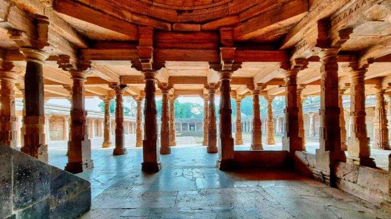 MP High Court Recognizes Historic Structure as Vagdevi Temple, Rejects Prayer Permit for Muslims