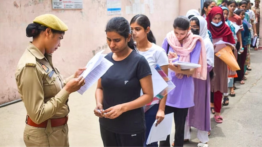 CBI Investigates NEET Paper Leak, Network Spans Nashik to Kerala