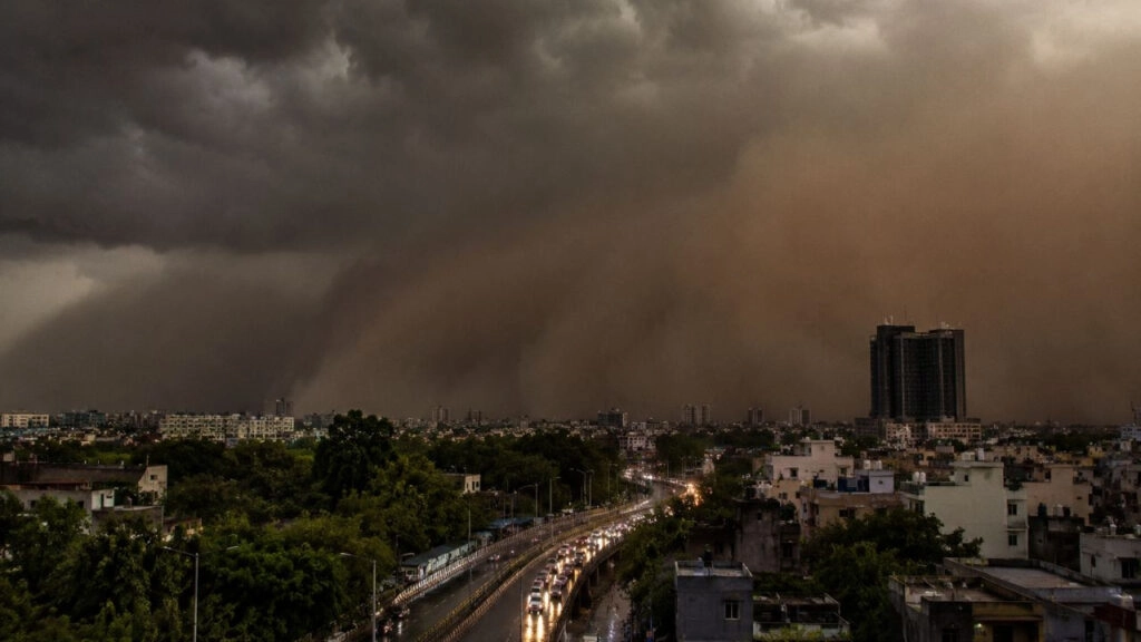 Orange Alert for Delhi-Noida: Rain and Dust Storm Warning