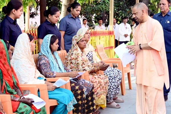 CM Yogi Addresses Public Concerns, Promises Government Support