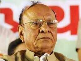 Don't get caught in party politics, says ex-CM Shankar Singh