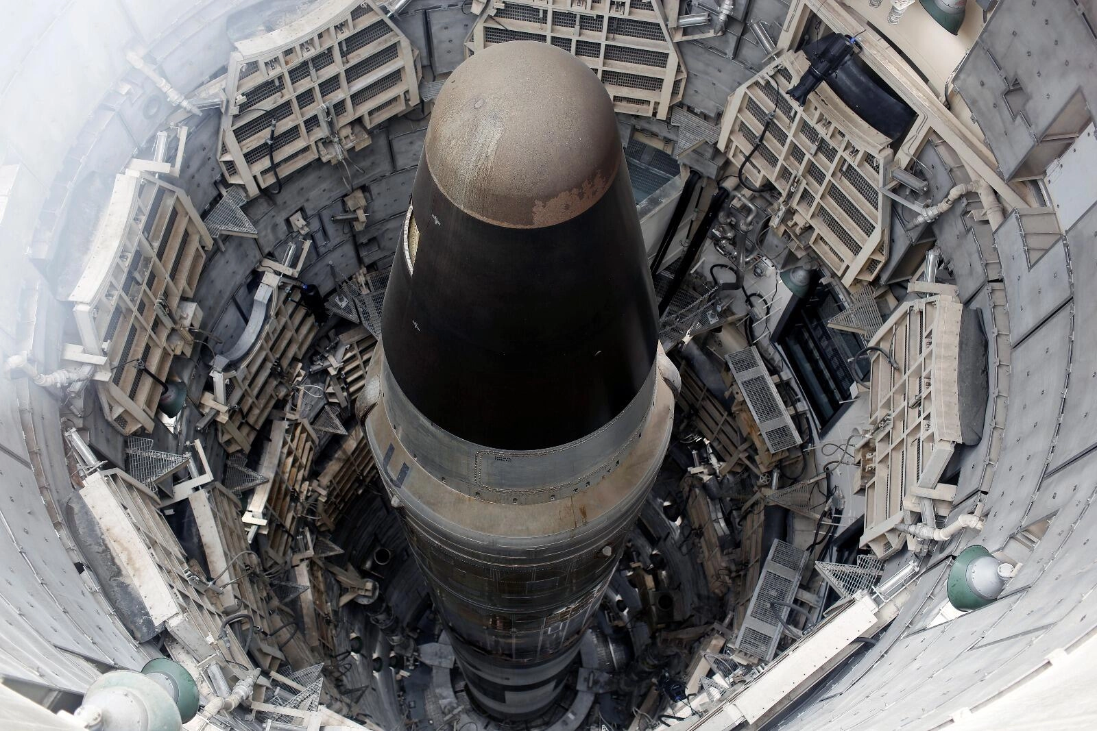Dead Hand Nuclear System: Russia's Fear-Inducing Weapon