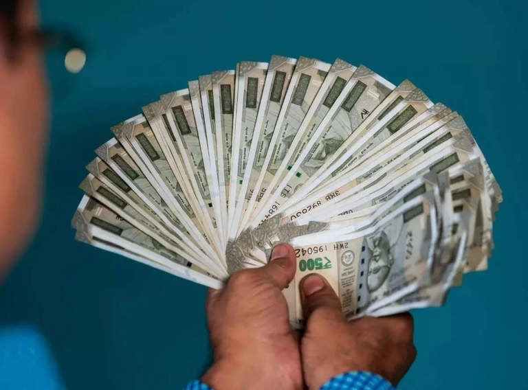 4 Fitment Factor Demand in 8th Pay Commission: Salary Impact