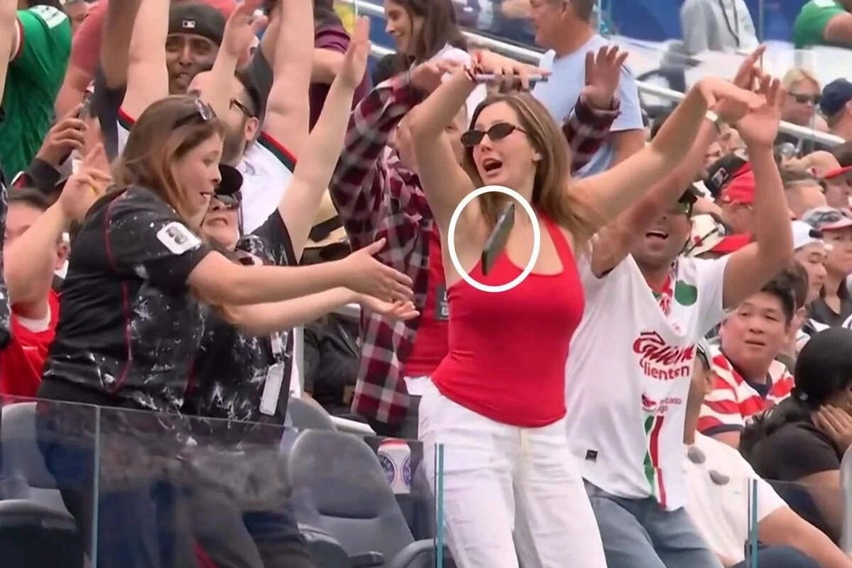 FIFA 2026: Funny Moment with Female Fan During Mexican Wave